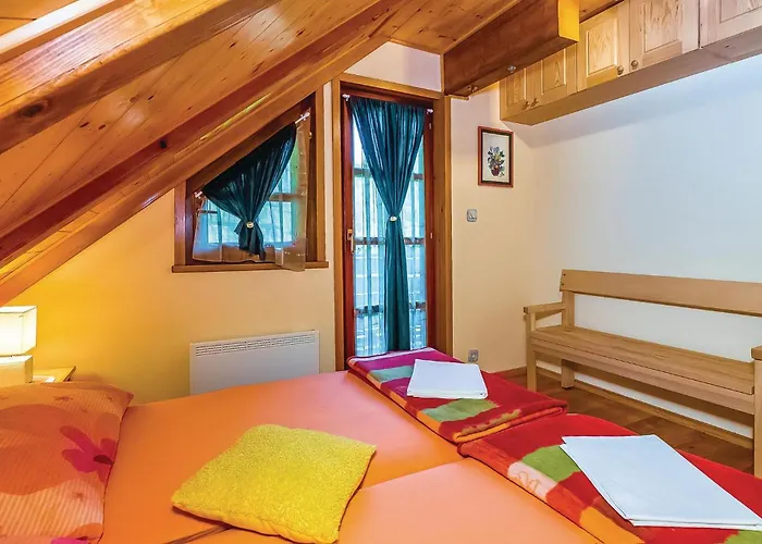 Semesterbostad 2 Bedroom Stunning In Lukovdol