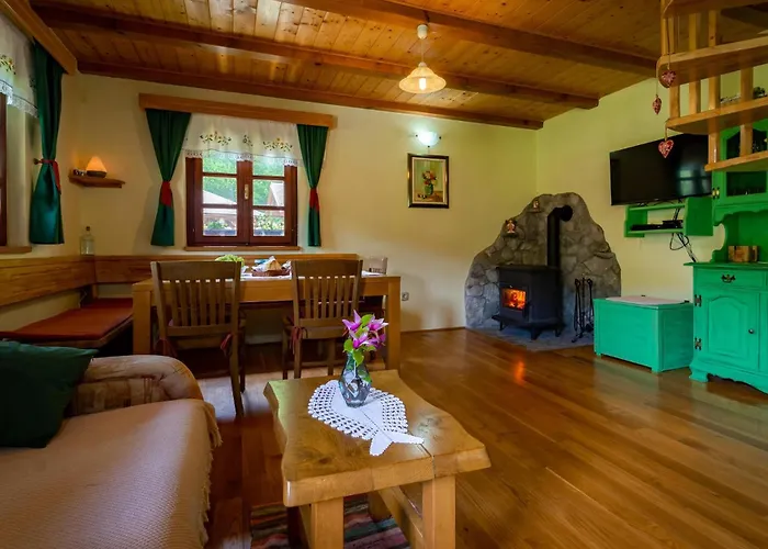 2 Bedroom Stunning In Lukovdol * Stari Trg ob Kolpi