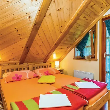 2 Bedroom Nice Home In Lukovdol