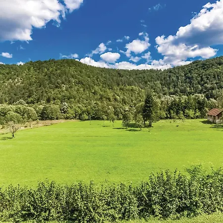 Casa vacanze 2 Bedroom Stunning In Stari Trg ob Kolpi