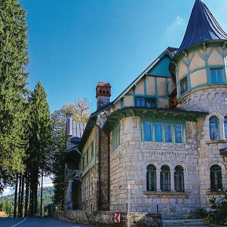 2 Bedroom Stunning In * Stari Trg ob Kolpi